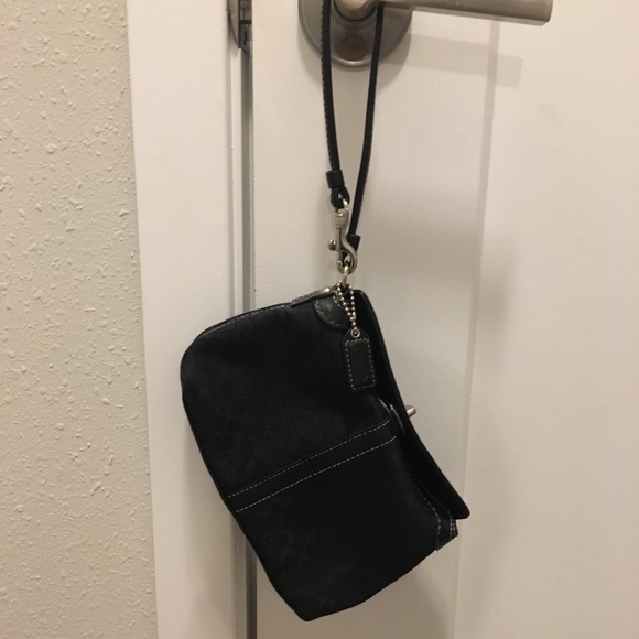 Coach Wristlet - Picture 3 of 5